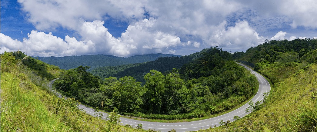 The road south through the Crocker Range